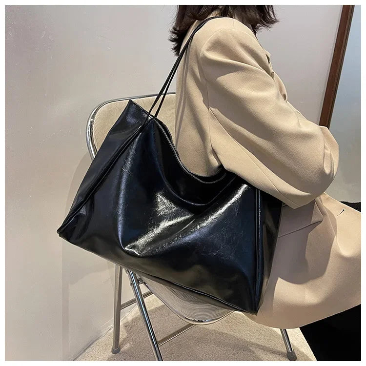 The Everyday Essential Tote