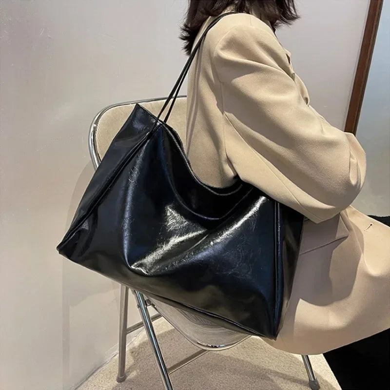 The Everyday Essential Tote